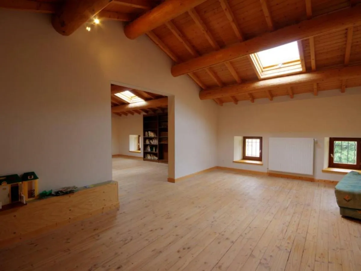 Maison De Charme Avec Poele A Bois, 3 Chambres, Salle De Jeux, Jardin Clos Et Equipements Modernes. - Fr-1-496-259 Saint-Nizier-de-Fornas