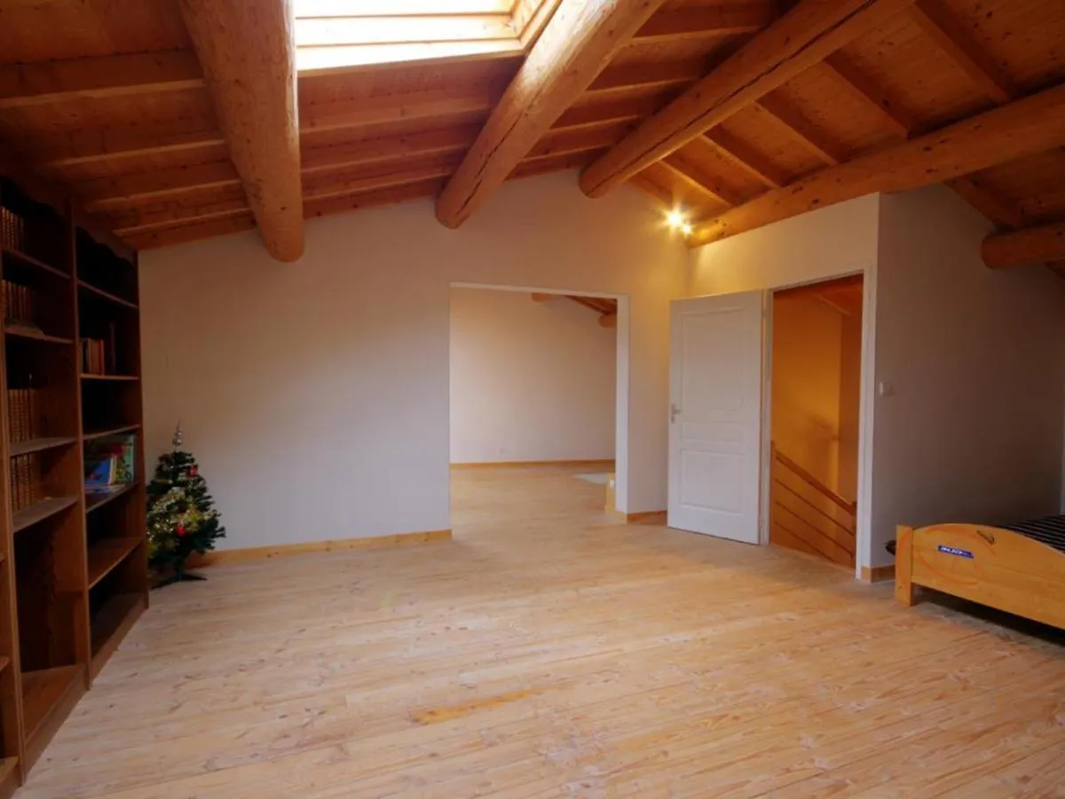 Maison De Charme Avec Poele A Bois, 3 Chambres, Salle De Jeux, Jardin Clos Et Equipements Modernes. - Fr-1-496-259 Saint-Nizier-de-Fornas 0*,
