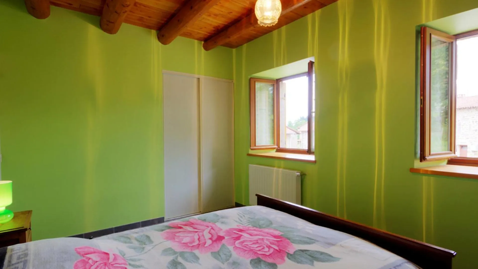 Maison De Charme Avec Poele A Bois, 3 Chambres, Salle De Jeux, Jardin Clos Et Equipements Modernes. - Fr-1-496-259 Saint-Nizier-de-Fornas Holiday home